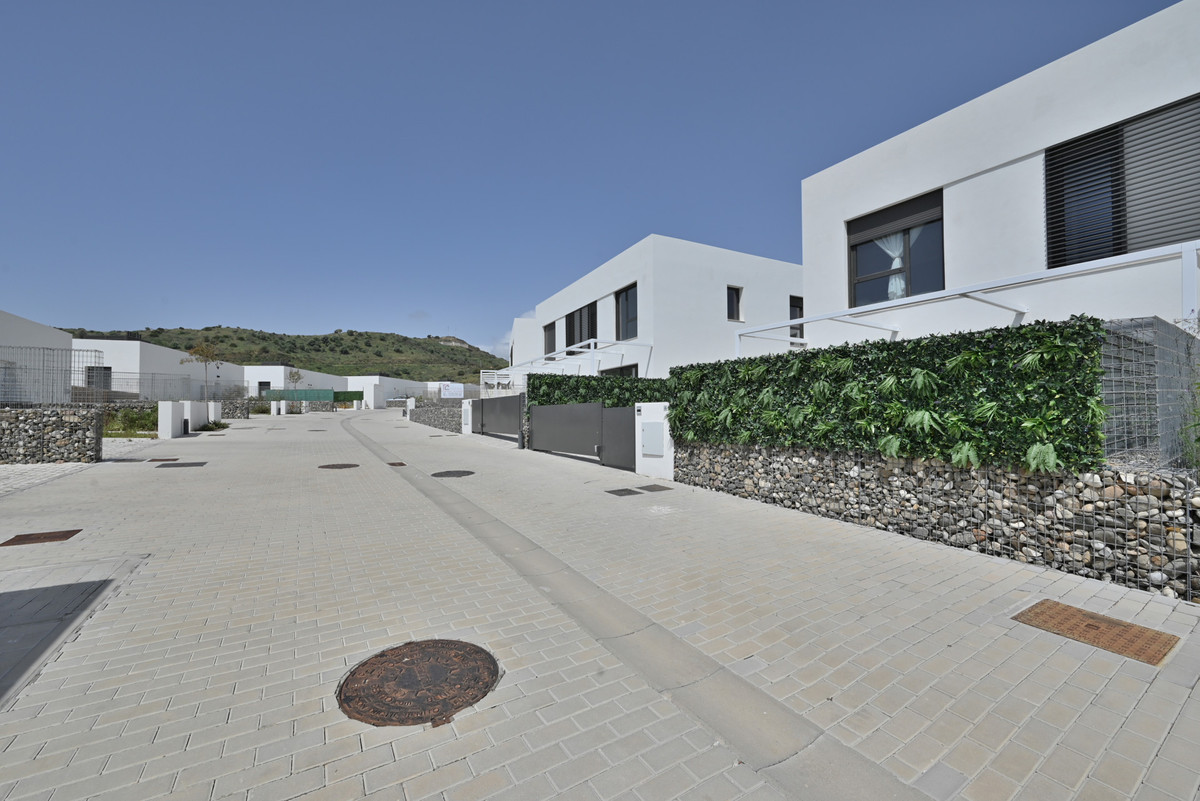 Se vende Pareada de 4 dormitorios en Costa Del Sol, Málaga, España