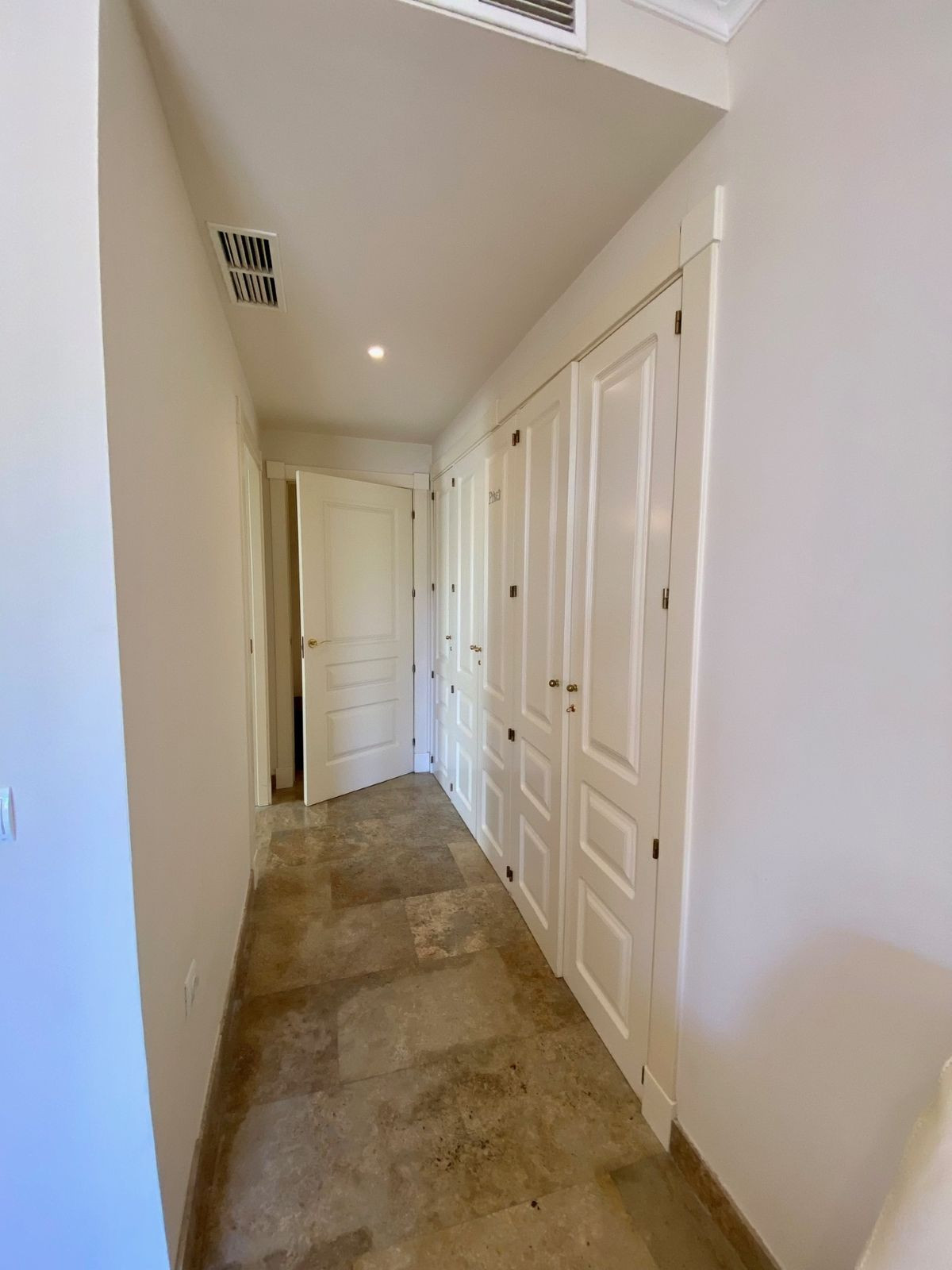 3 Bed Apartment for sale in The Golden Mile Costa Del Sol, Málaga, Spain