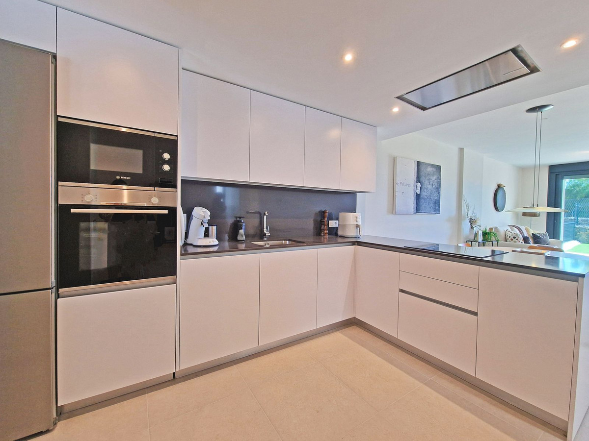 Se vende Apartamento Planta Baja de 2 dormitorios en Costa Del Sol, Málaga, España