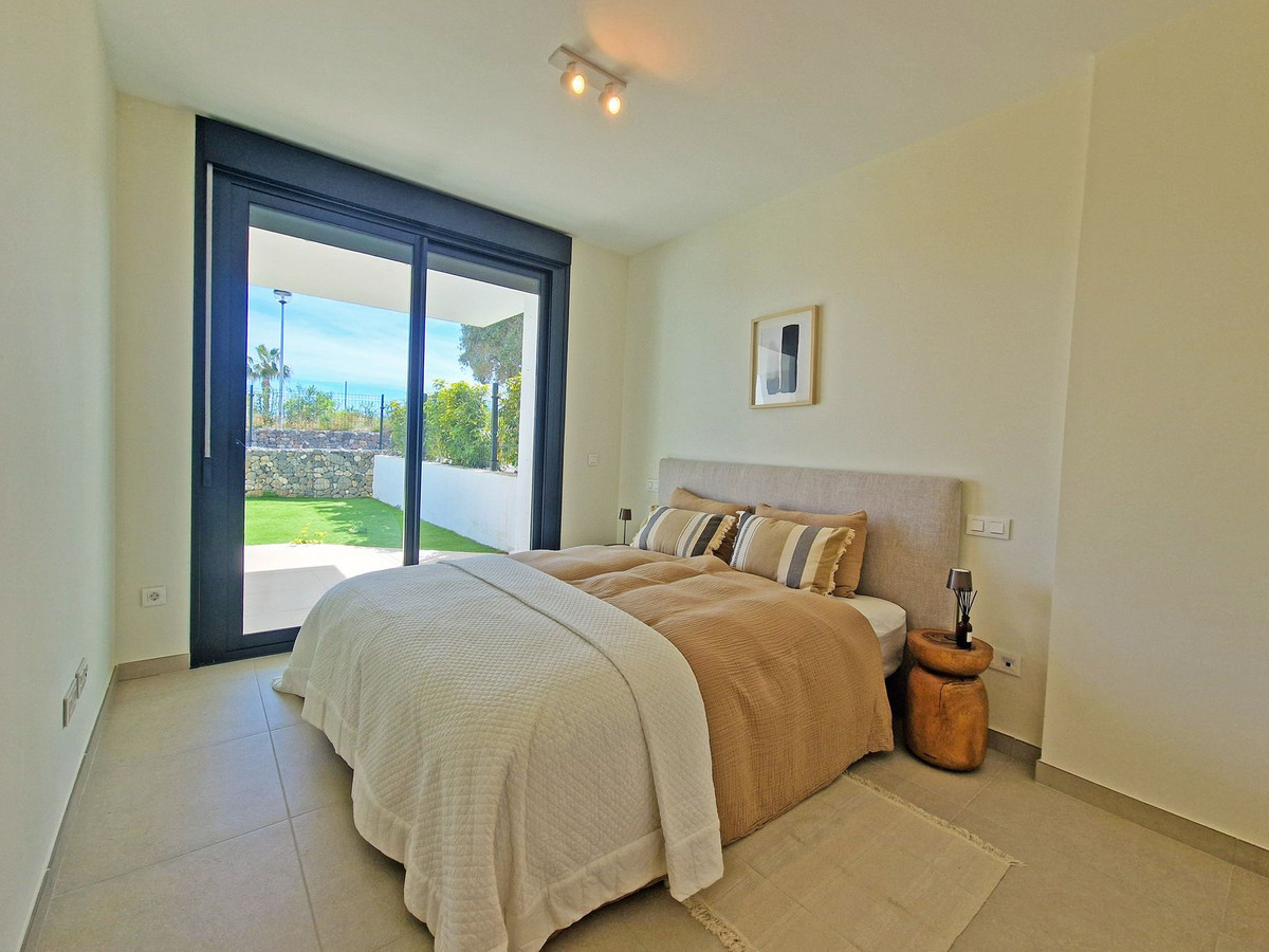 Se vende Apartamento Planta Baja de 2 dormitorios en Costa Del Sol, Málaga, España