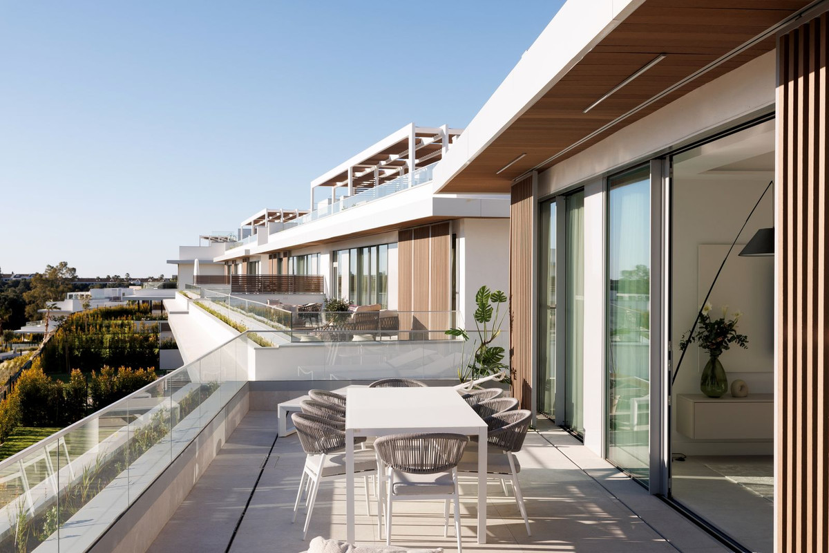 3 Bed Apartment for sale in Marbella Costa Del Sol, Málaga, Spain