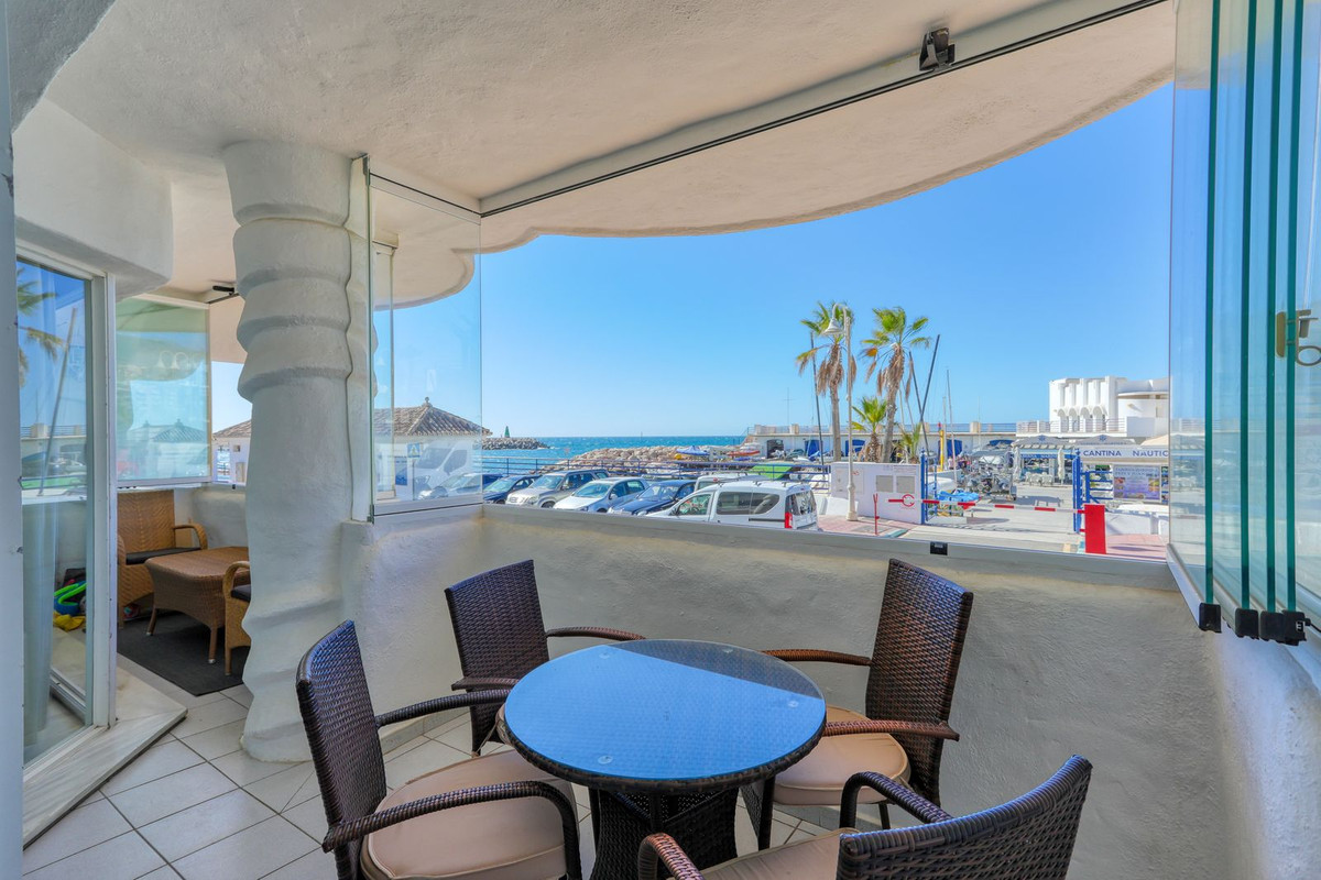 2 Bed Apartment for sale in Benalmadena Costa Costa Del Sol, Málaga, Spain