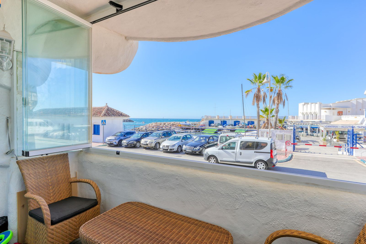 2 Bed Apartment for sale in Benalmadena Costa Costa Del Sol, Málaga, Spain