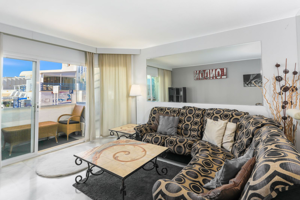 2 Bed Apartment for sale in Benalmadena Costa Costa Del Sol, Málaga, Spain