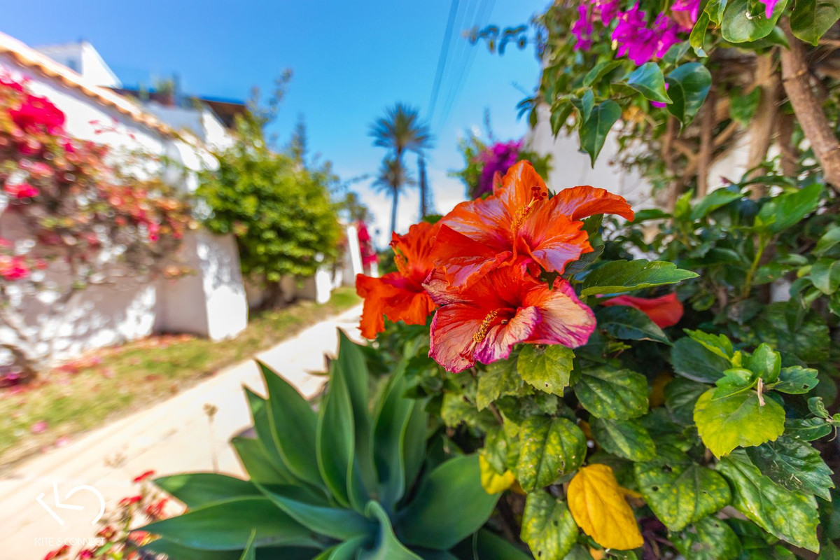 Se vende Villa - Chalet de 3 dormitorios en Costa Del Sol, Málaga, España