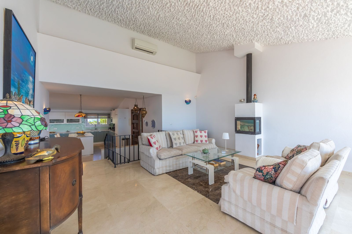 Se vende Villa - Chalet de 3 dormitorios en Costa Del Sol, Málaga, España