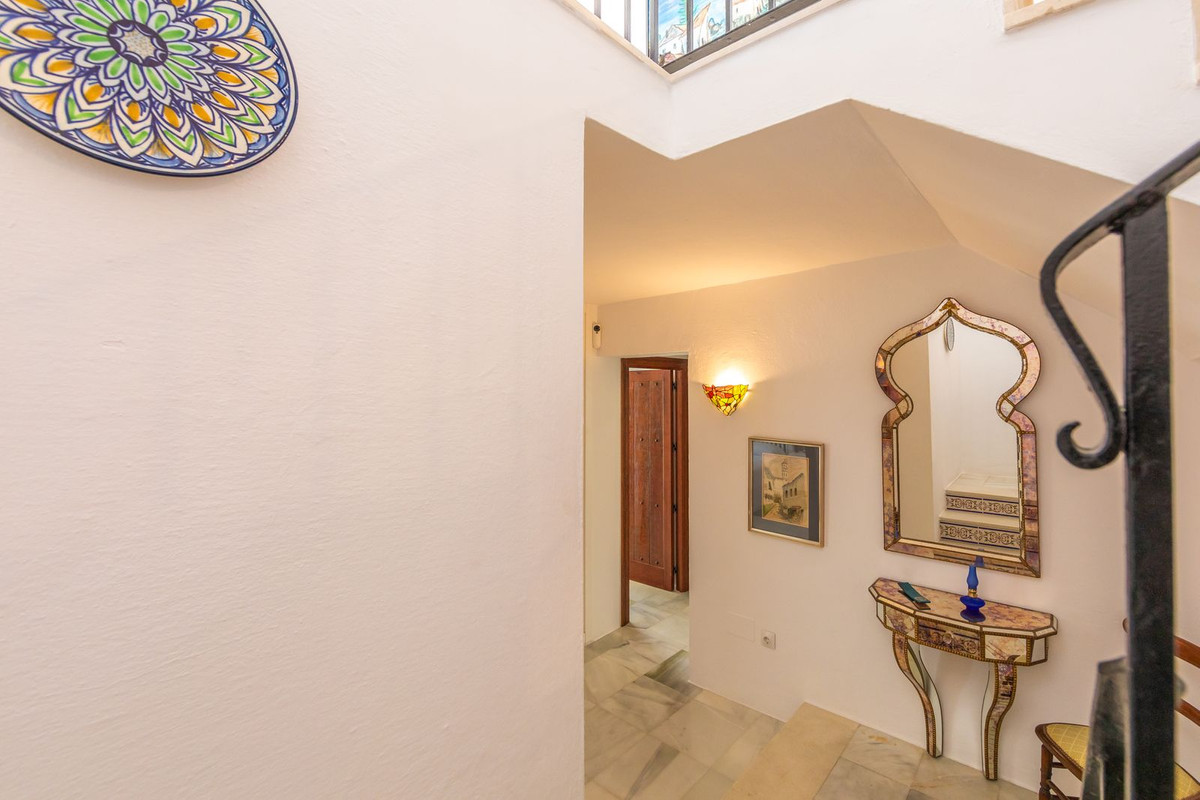 Se vende Villa - Chalet de 3 dormitorios en Costa Del Sol, Málaga, España