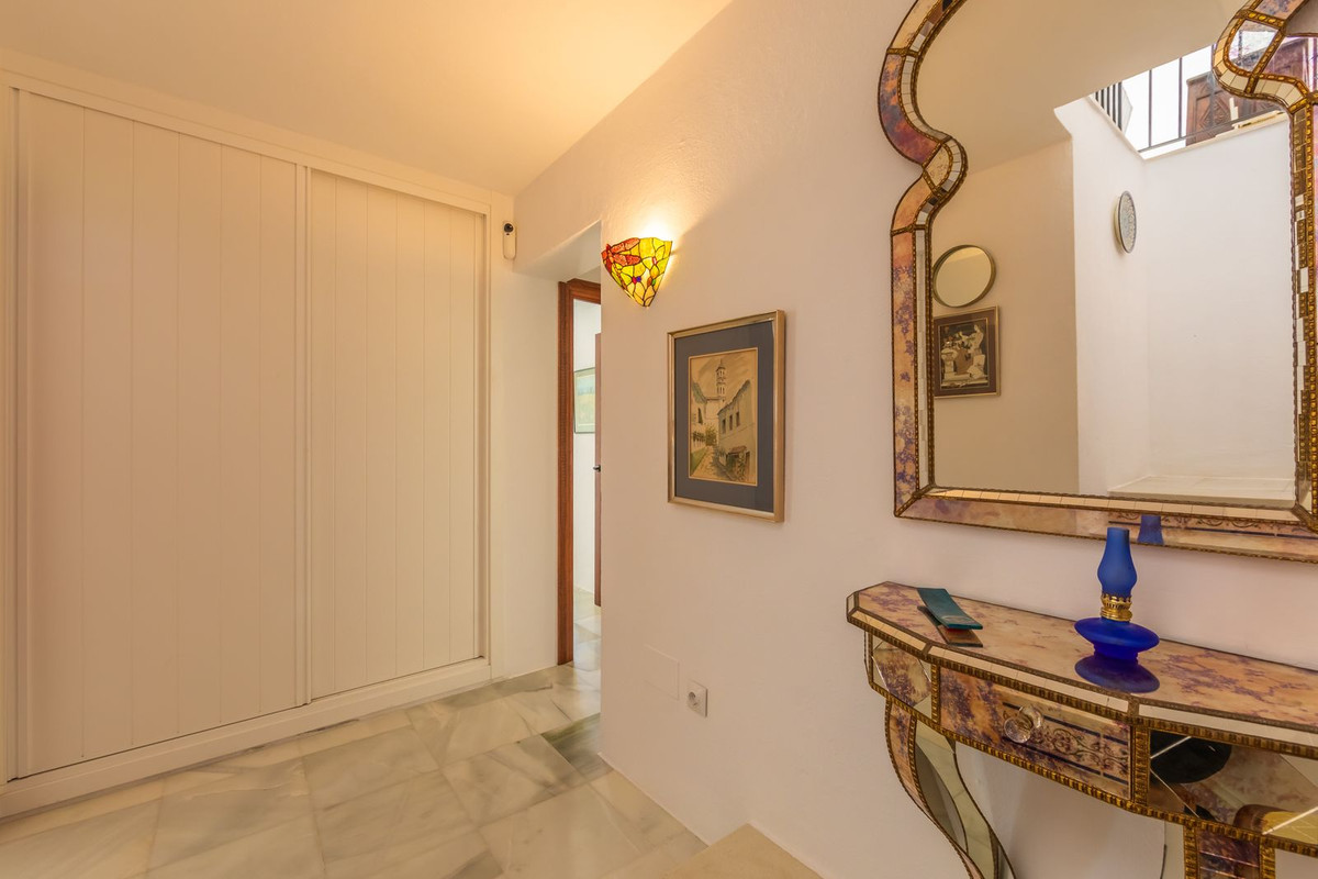 Se vende Villa - Chalet de 3 dormitorios en Costa Del Sol, Málaga, España