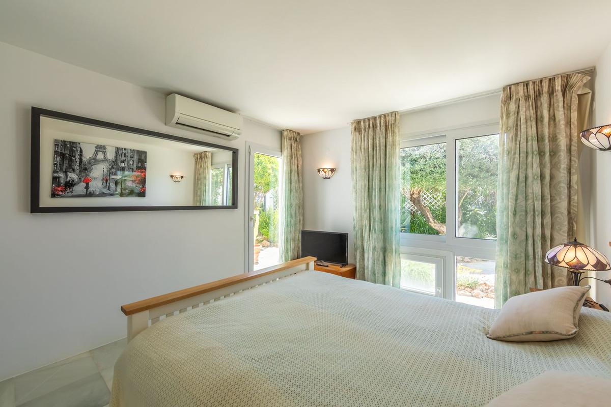 Se vende Villa - Chalet de 3 dormitorios en Costa Del Sol, Málaga, España