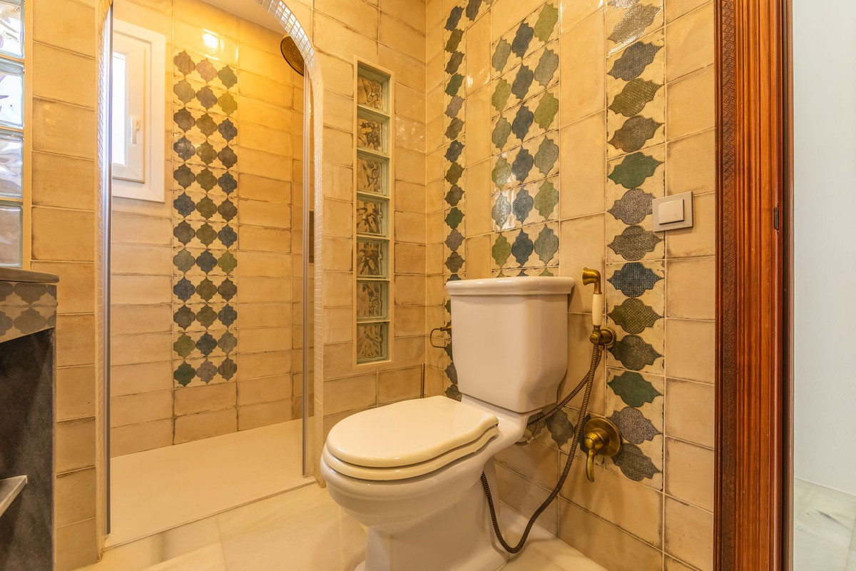 Se vende Villa - Chalet de 3 dormitorios en Costa Del Sol, Málaga, España