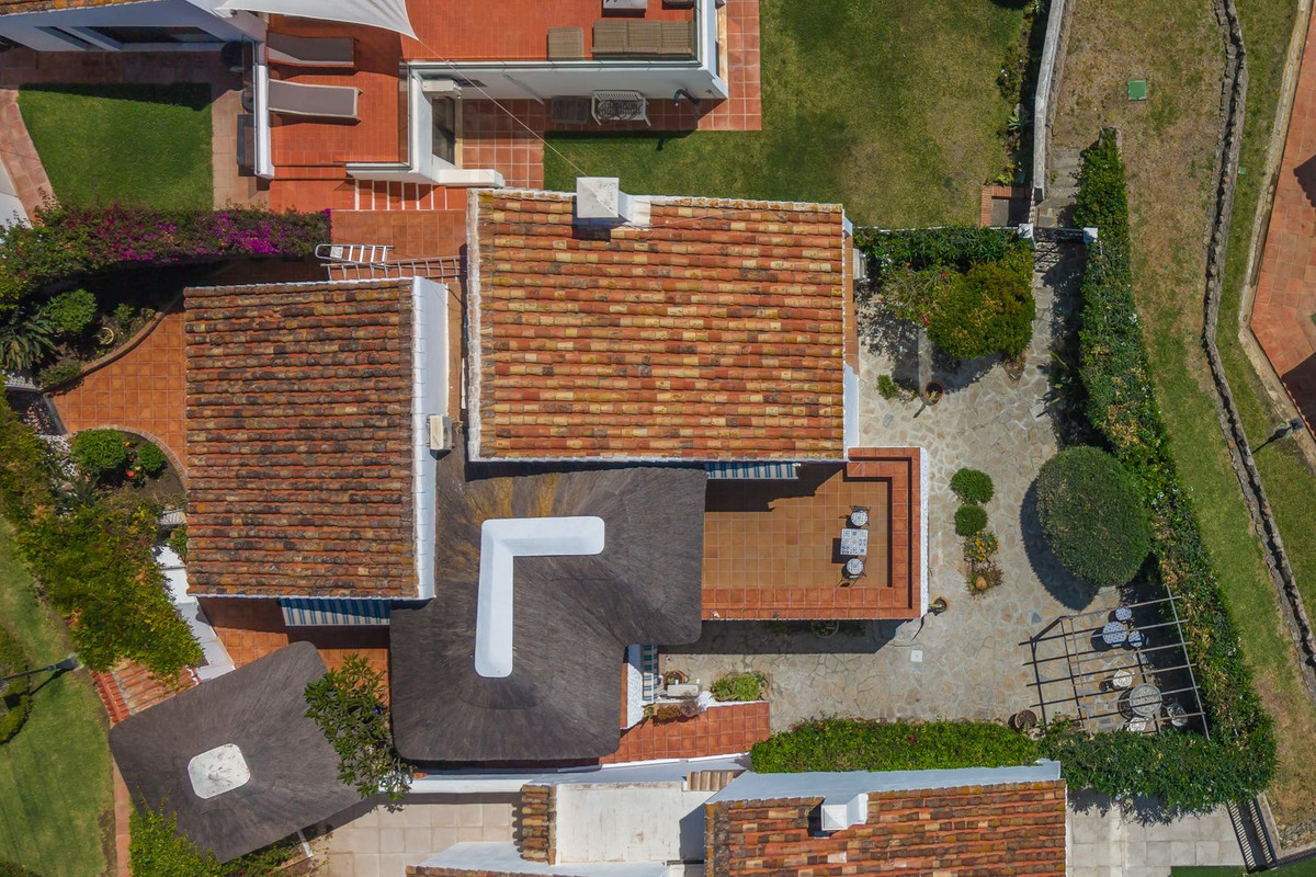 Se vende Villa - Chalet de 3 dormitorios en Costa Del Sol, Málaga, España