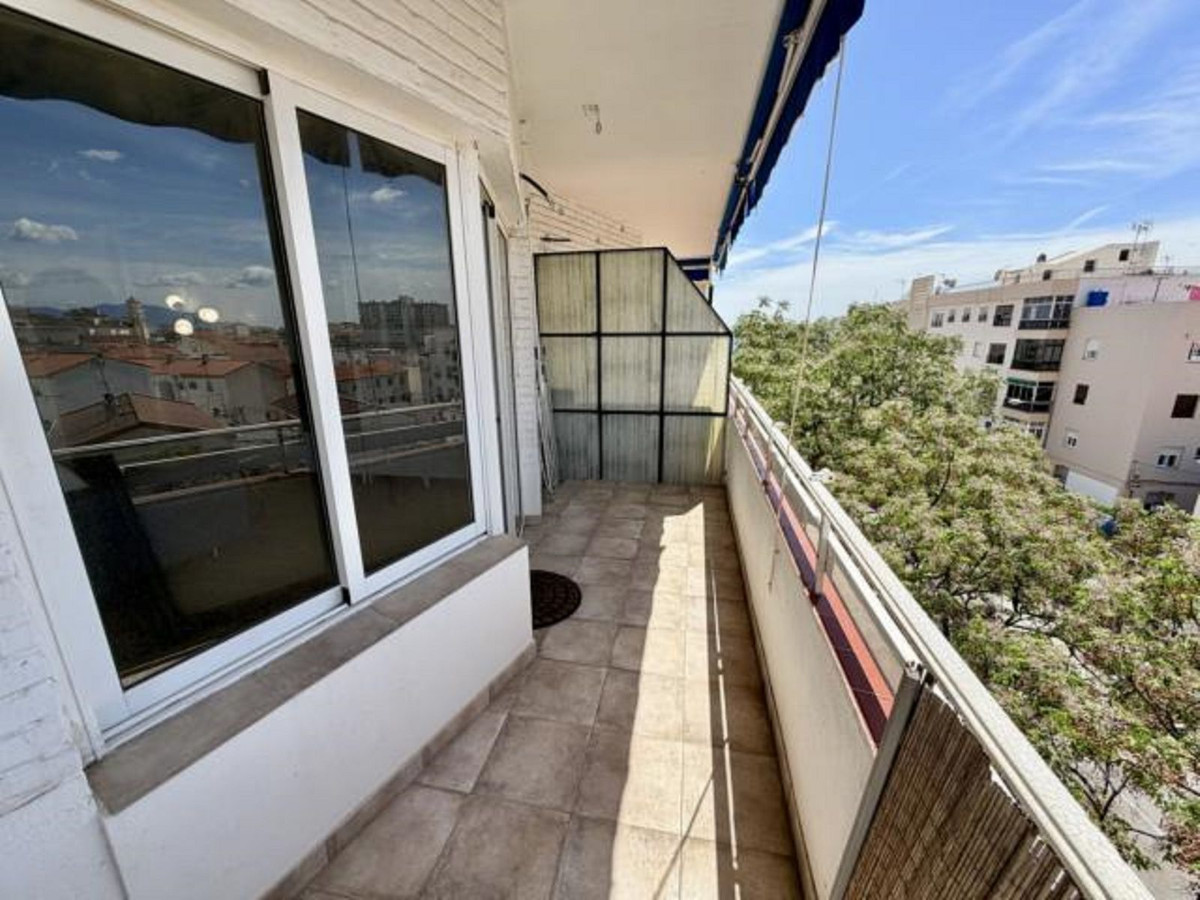 2 Bed Apartment for sale in Marbella Costa Del Sol, Málaga, Spain