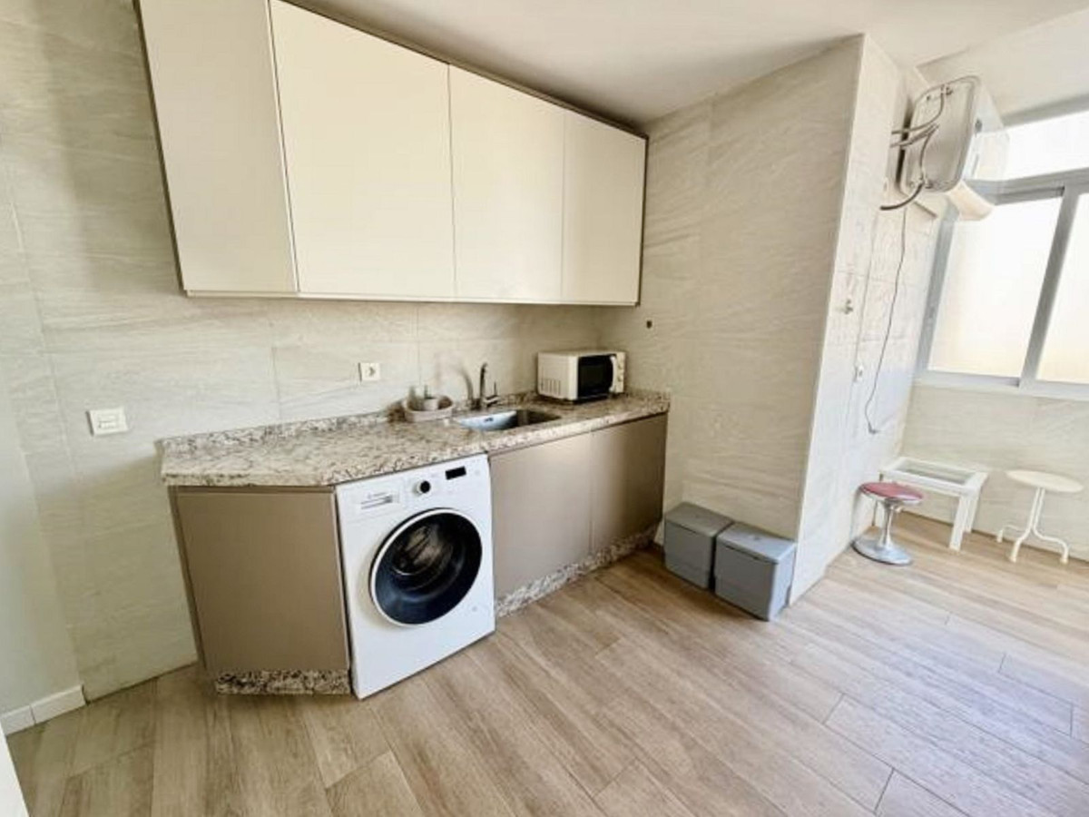2 Bed Apartment for sale in Marbella Costa Del Sol, Málaga, Spain