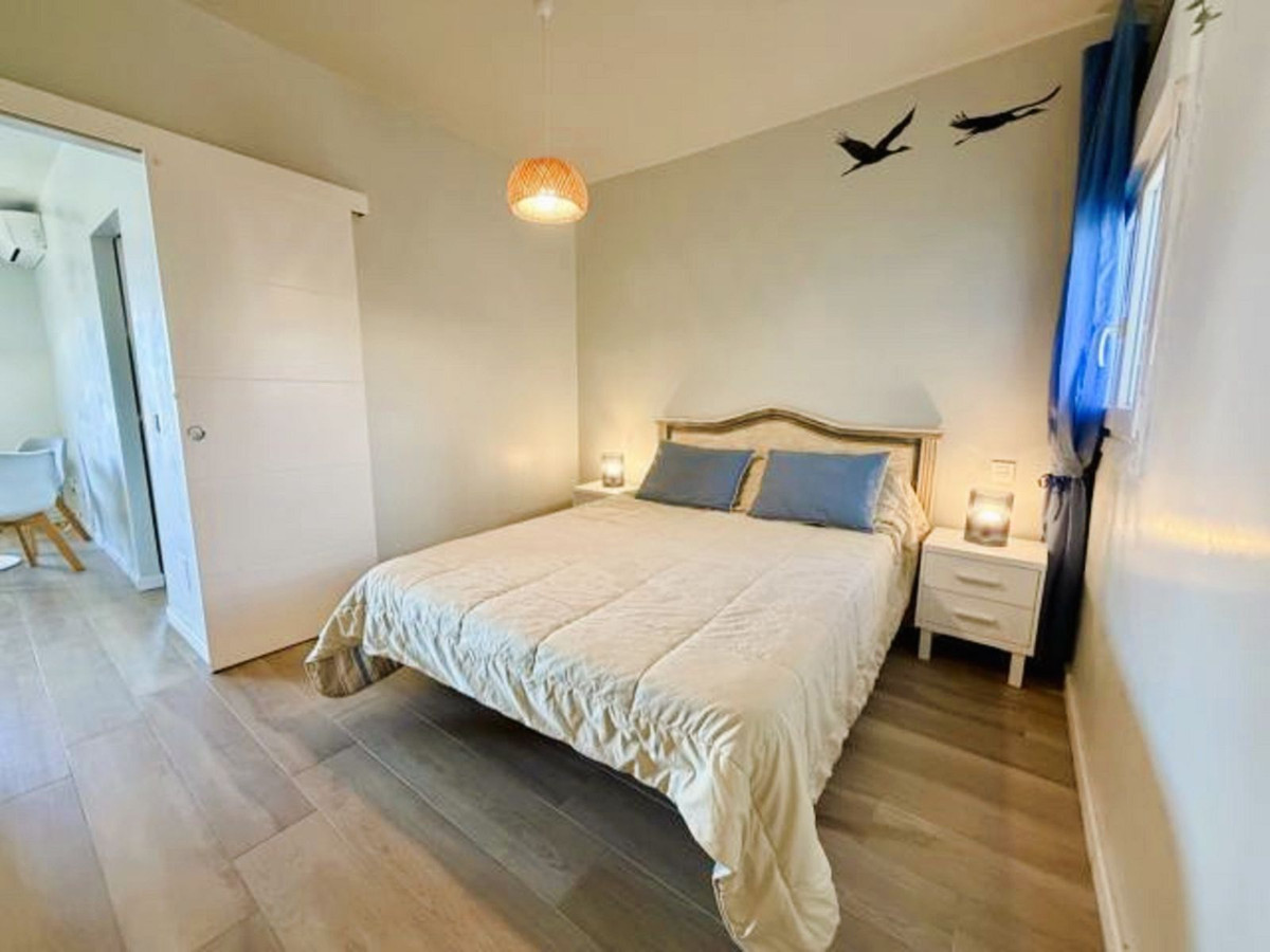 2 Bed Apartment for sale in Marbella Costa Del Sol, Málaga, Spain