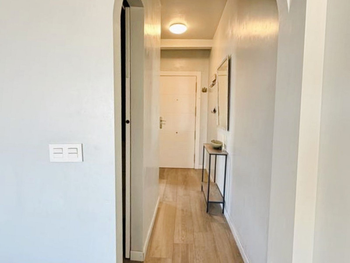 2 Bed Apartment for sale in Marbella Costa Del Sol, Málaga, Spain