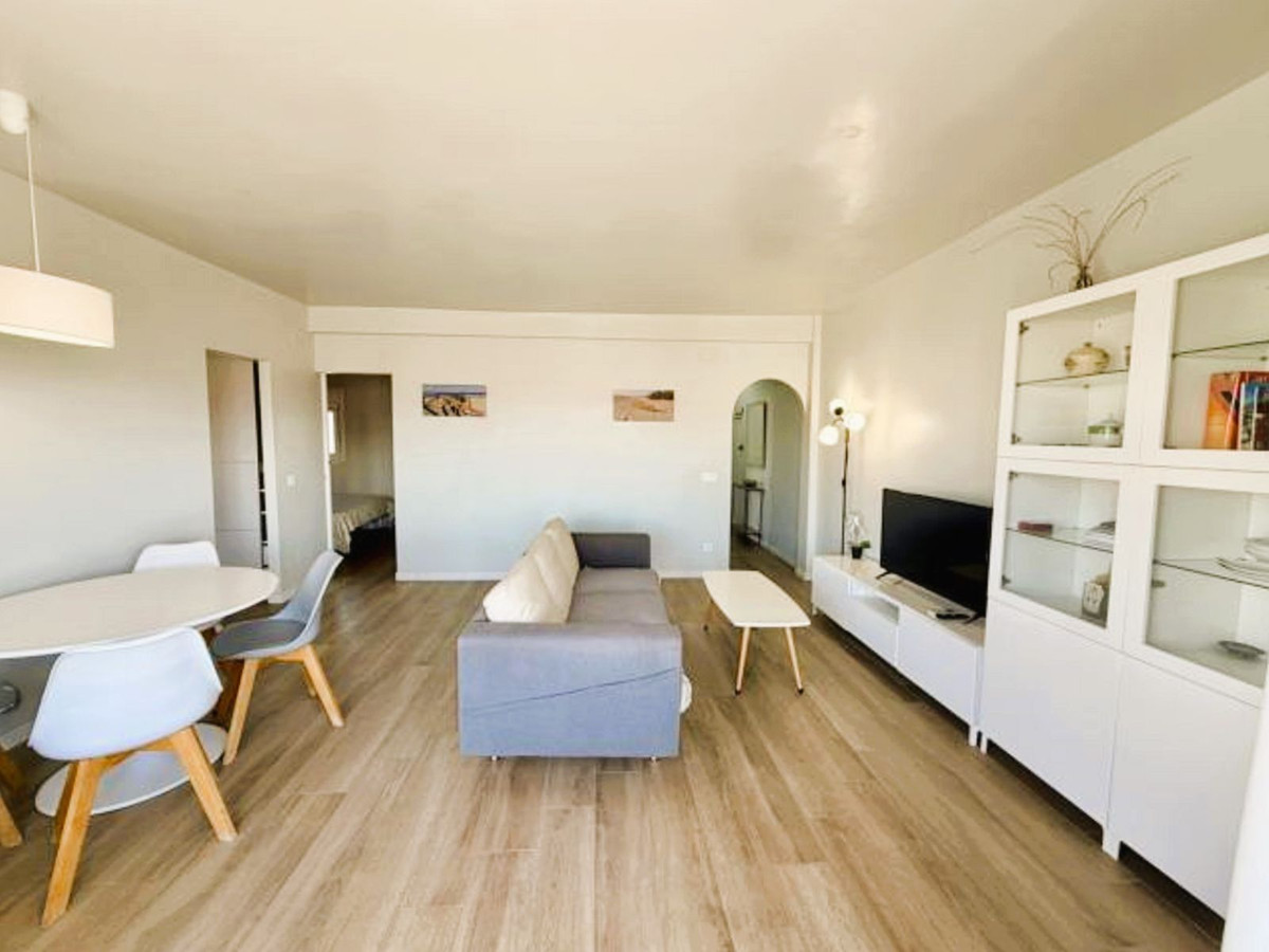 2 Bed Apartment for sale in Marbella Costa Del Sol, Málaga, Spain