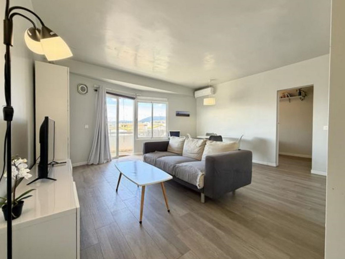 2 Bed Apartment for sale in Marbella Costa Del Sol, Málaga, Spain