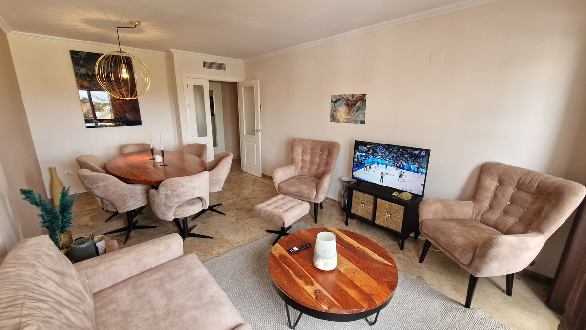 3 Bed Apartment for sale in Estepona Costa Del Sol, Málaga, Spain