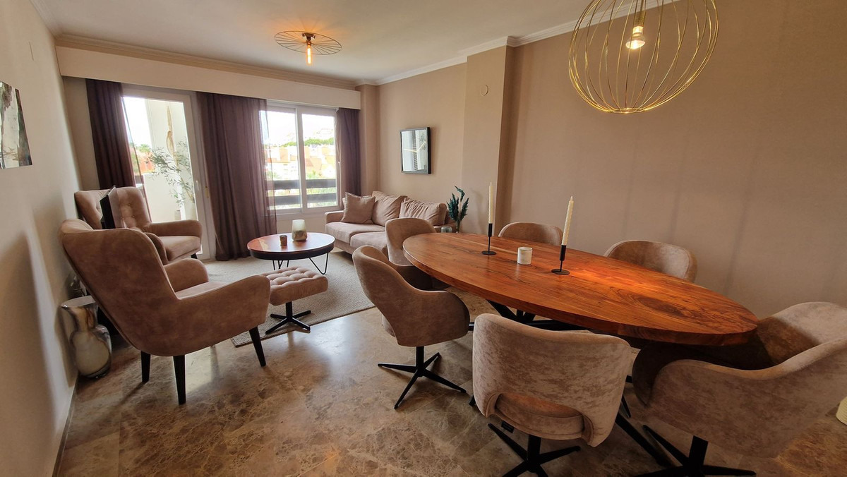 3 Bed Apartment for sale in Estepona Costa Del Sol, Málaga, Spain
