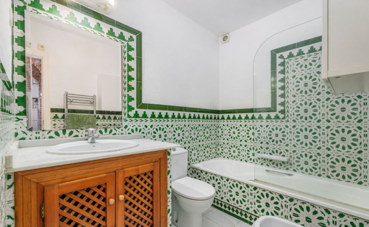 Se vende Apartamento Planta Baja de 2 dormitorios en Costa Del Sol, Málaga, España