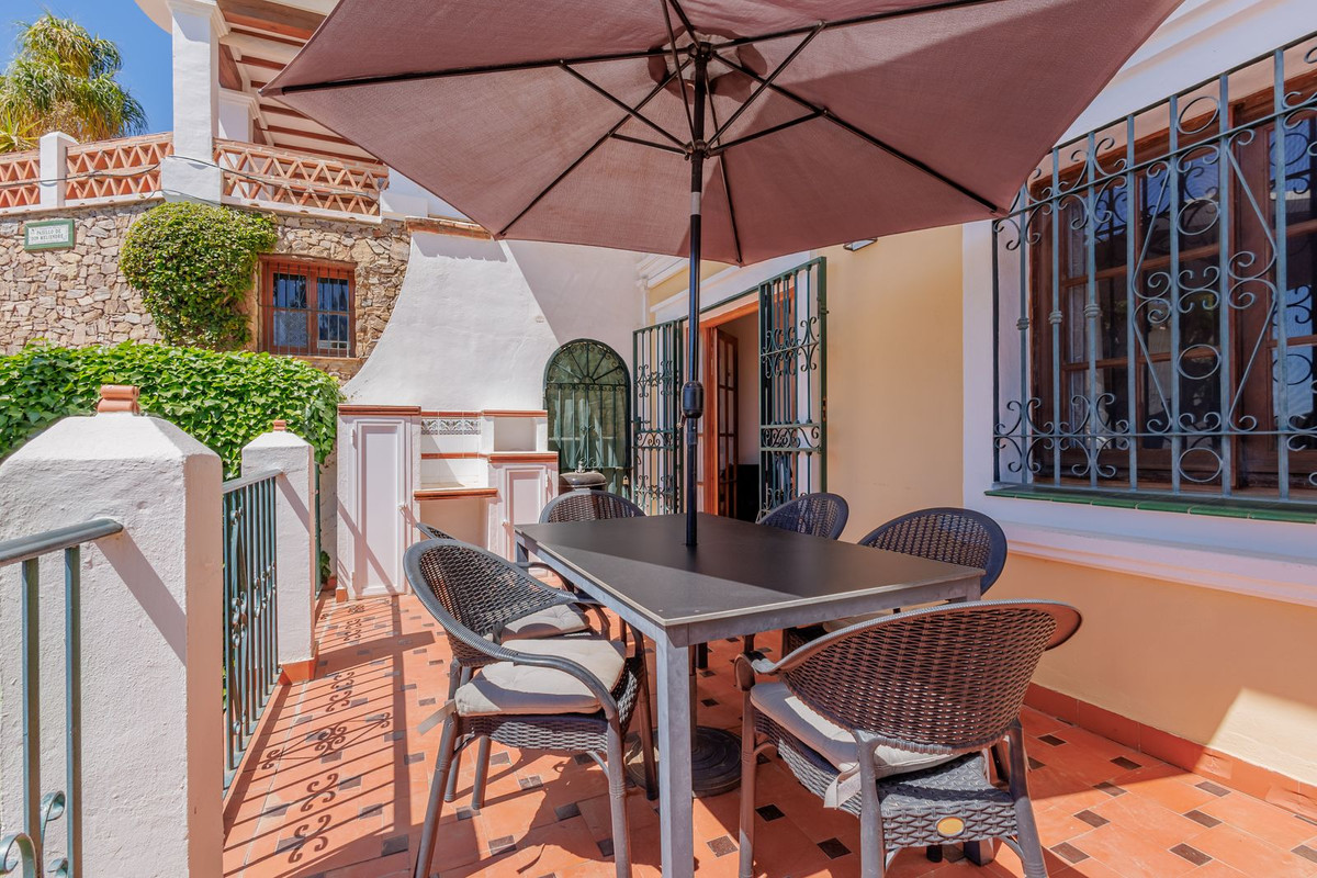 Se vende Apartamento Planta Baja de 2 dormitorios en Costa Del Sol, Málaga, España