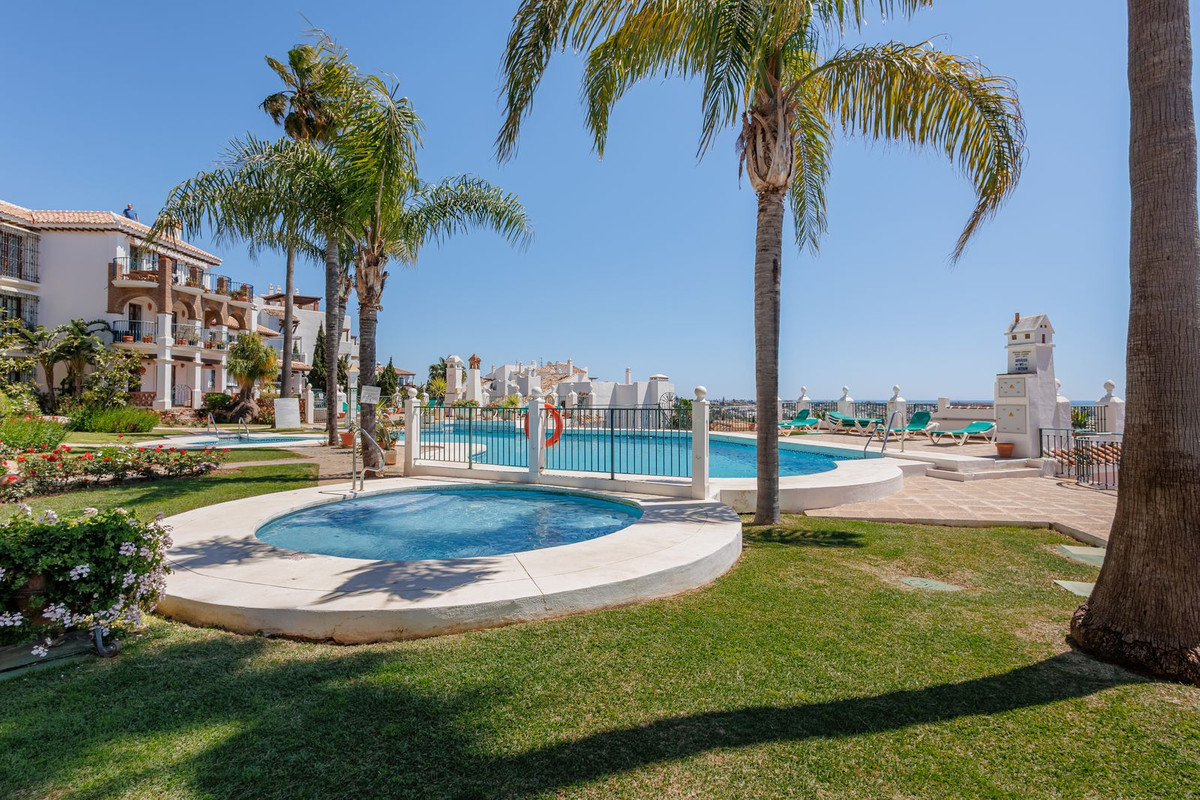 Se vende Apartamento Planta Baja de 2 dormitorios en Costa Del Sol, Málaga, España