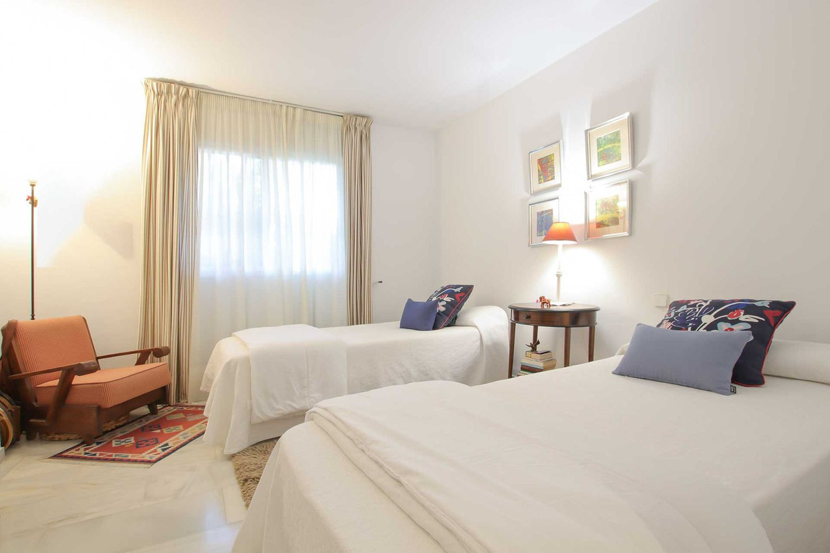 Se vende Apartamento Planta Baja de 2 dormitorios en Costa Del Sol, Málaga, España
