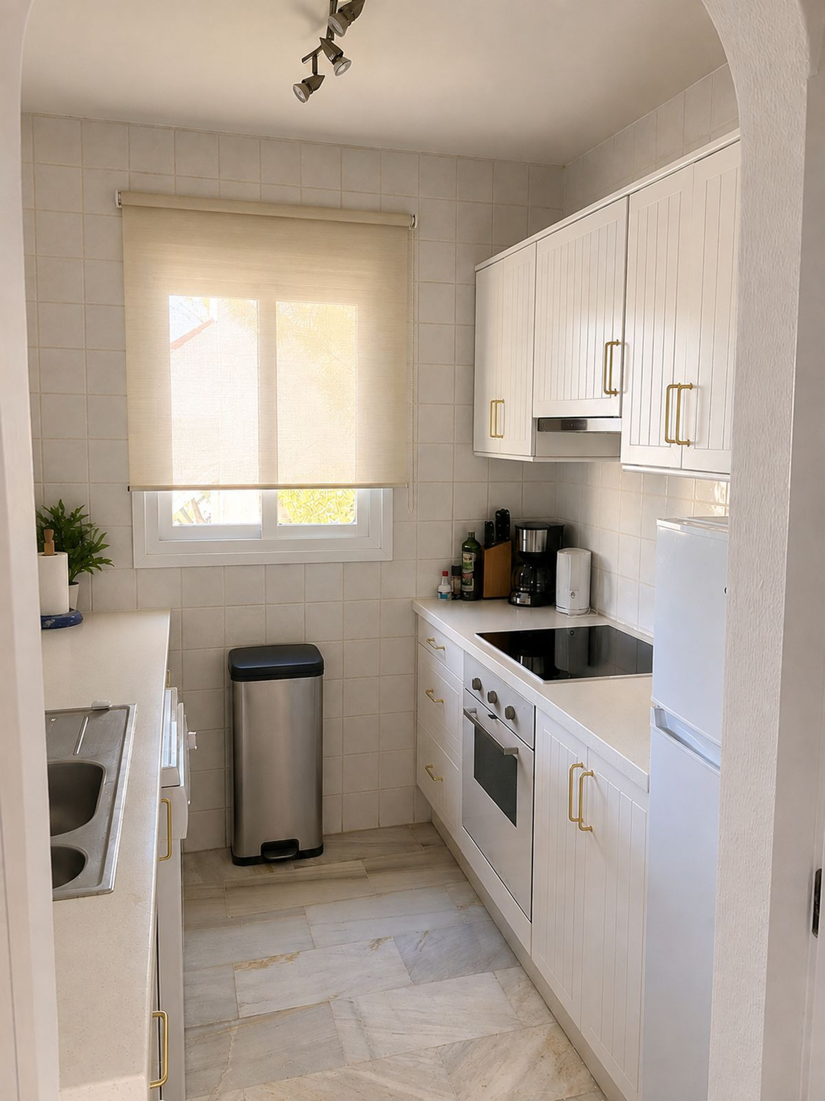 Se vende Apartamento en Planta Última de 2 dormitorios en Costa Del Sol, Málaga, España