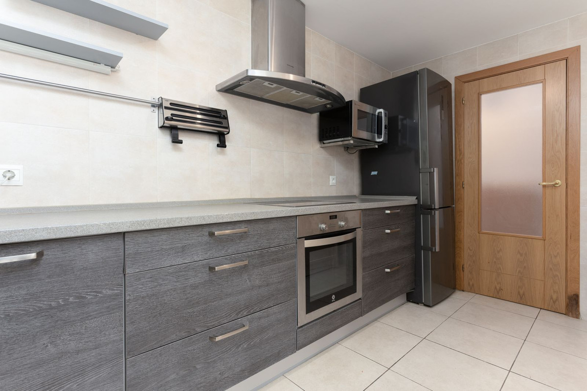 3 Bed Apartment for sale in La Campana Costa Del Sol, Málaga, Spain