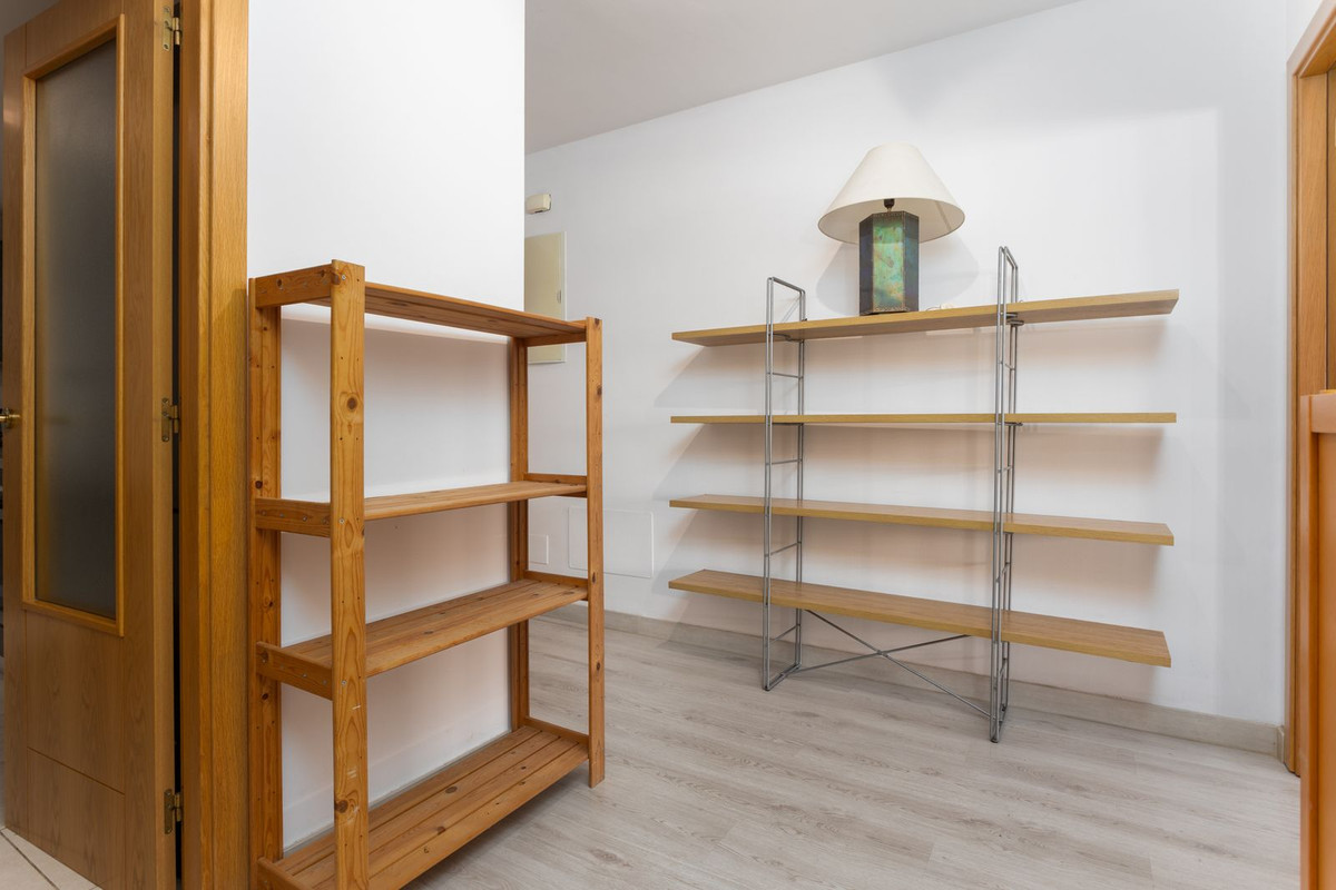 3 Bed Apartment for sale in La Campana Costa Del Sol, Málaga, Spain