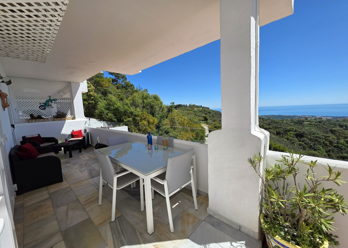 Se vende Apartamento Planta Media de 2 dormitorios en Costa Del Sol, Málaga, España