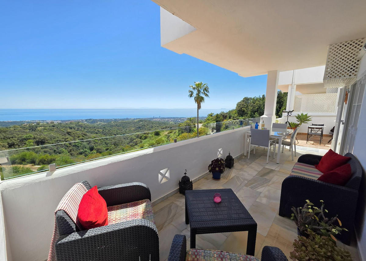 Se vende Apartamento Planta Media de 2 dormitorios en Costa Del Sol, Málaga, España