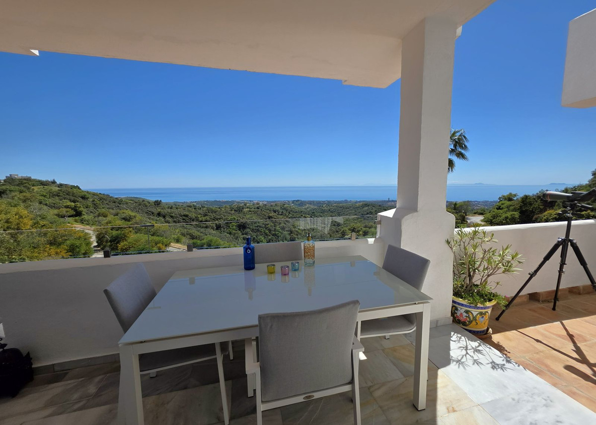 Se vende Apartamento Planta Media de 2 dormitorios en Costa Del Sol, Málaga, España