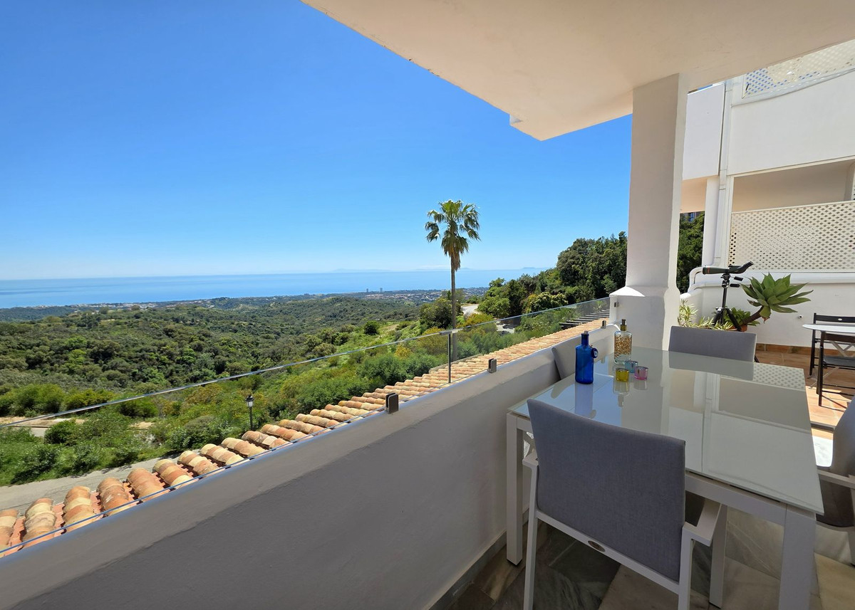 Se vende Apartamento Planta Media de 2 dormitorios en Costa Del Sol, Málaga, España
