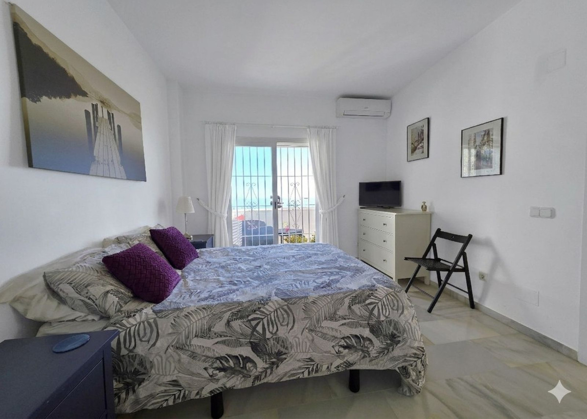 Se vende Apartamento Planta Media de 2 dormitorios en Costa Del Sol, Málaga, España