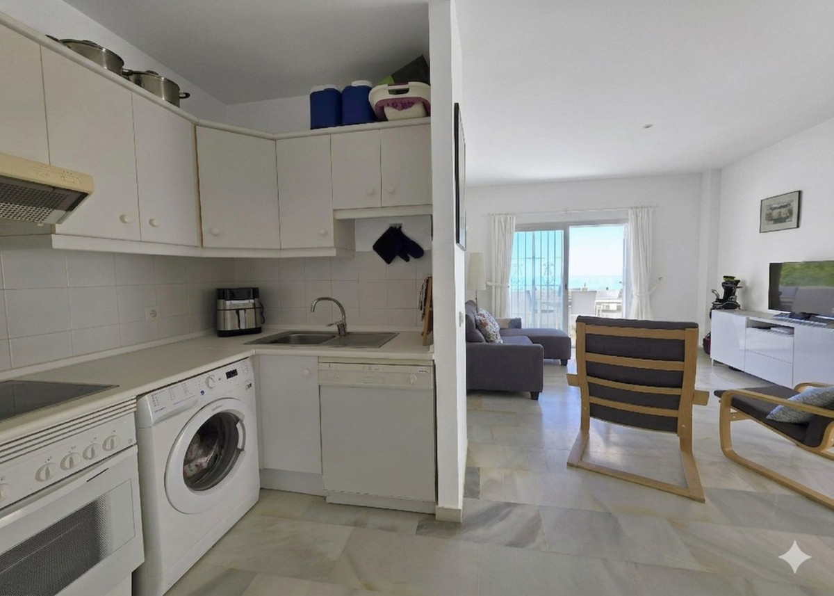 Se vende Apartamento Planta Media de 2 dormitorios en Costa Del Sol, Málaga, España