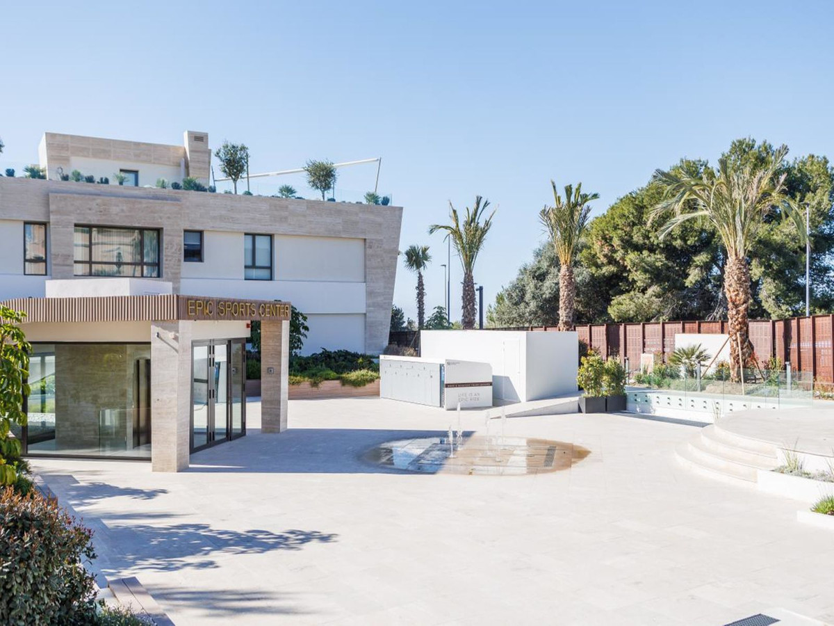1 Bed Apartment for sale in The Golden Mile Costa Del Sol, Málaga, Spain
