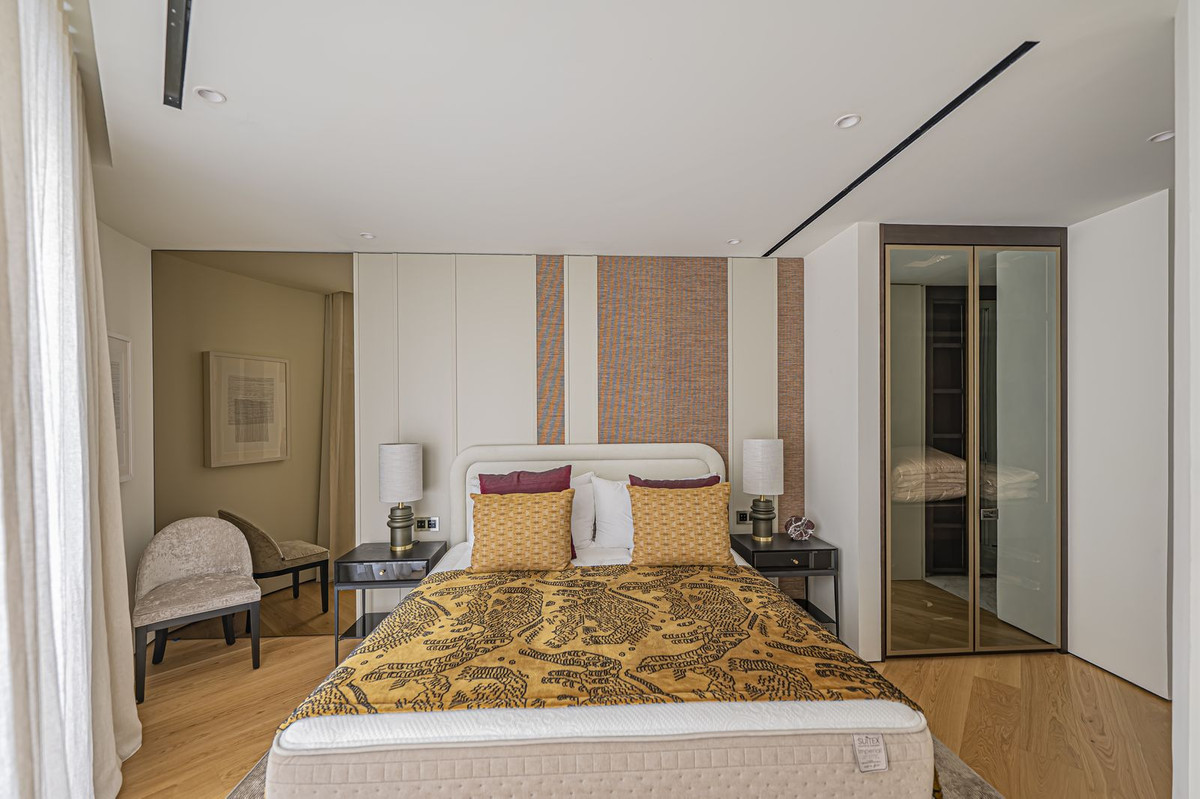 1 Bed Apartment for sale in The Golden Mile Costa Del Sol, Málaga, Spain