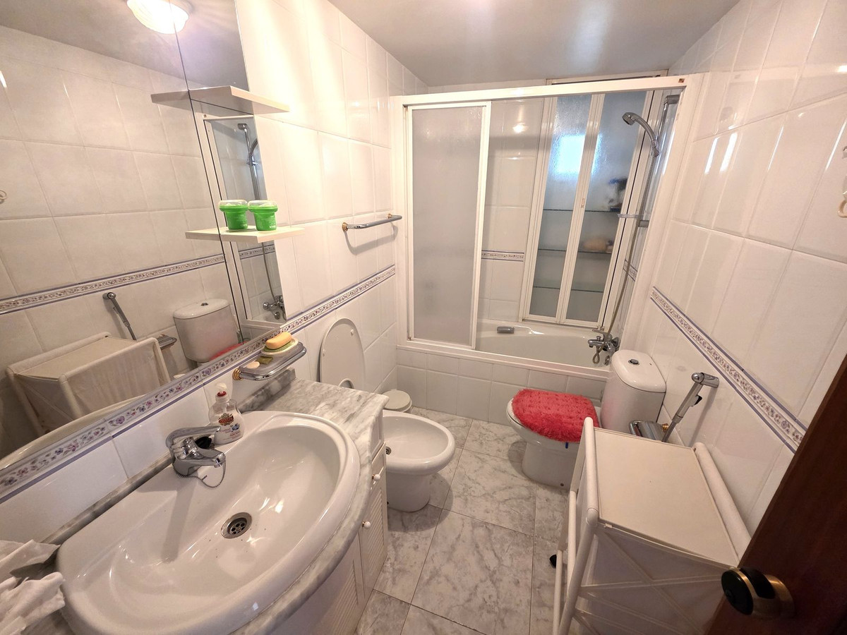 4 Bed Apartment for sale in Torremolinos Costa Del Sol, Málaga, Spain