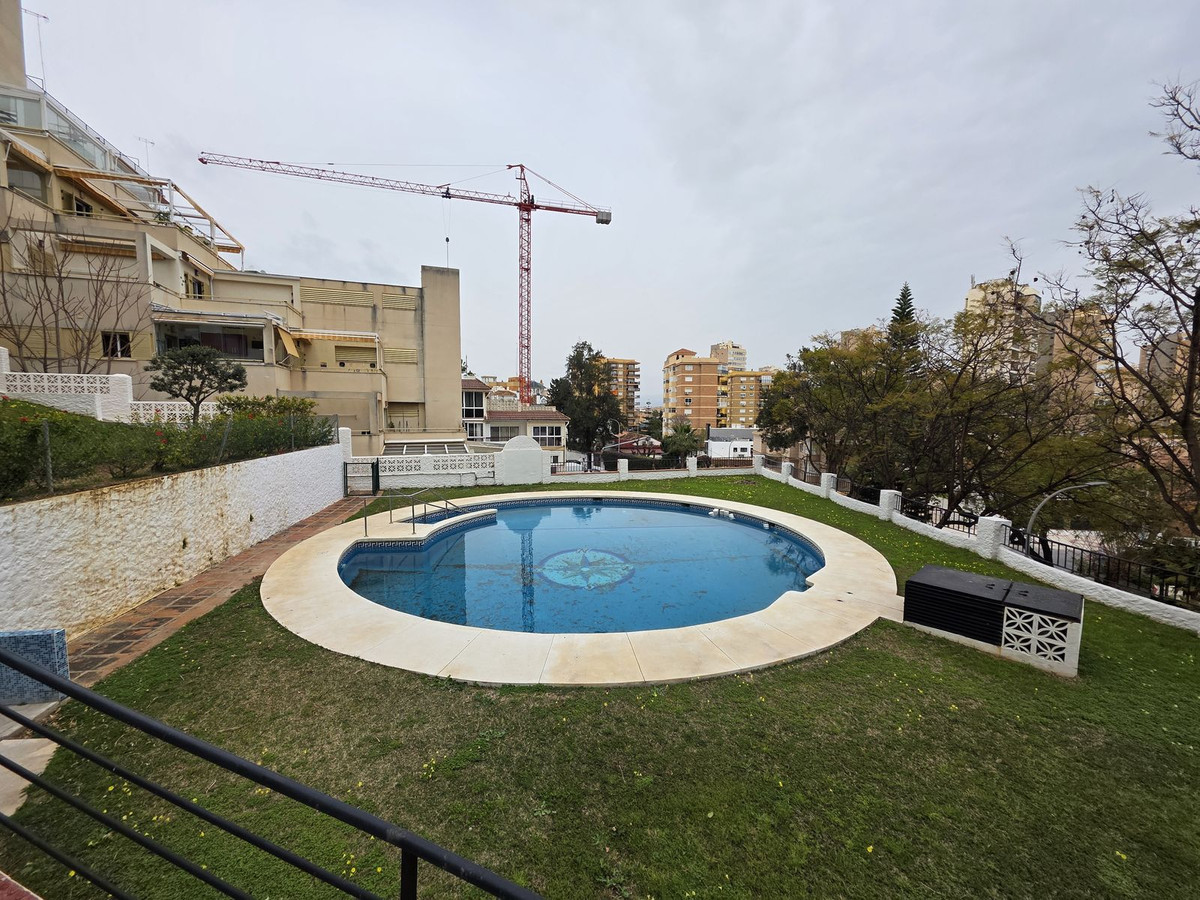 4 Bed Apartment for sale in Torremolinos Costa Del Sol, Málaga, Spain
