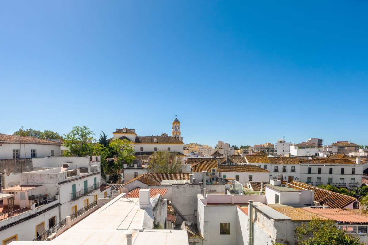 2 Bed Apartment for sale in Marbella Costa Del Sol, Málaga, Spain