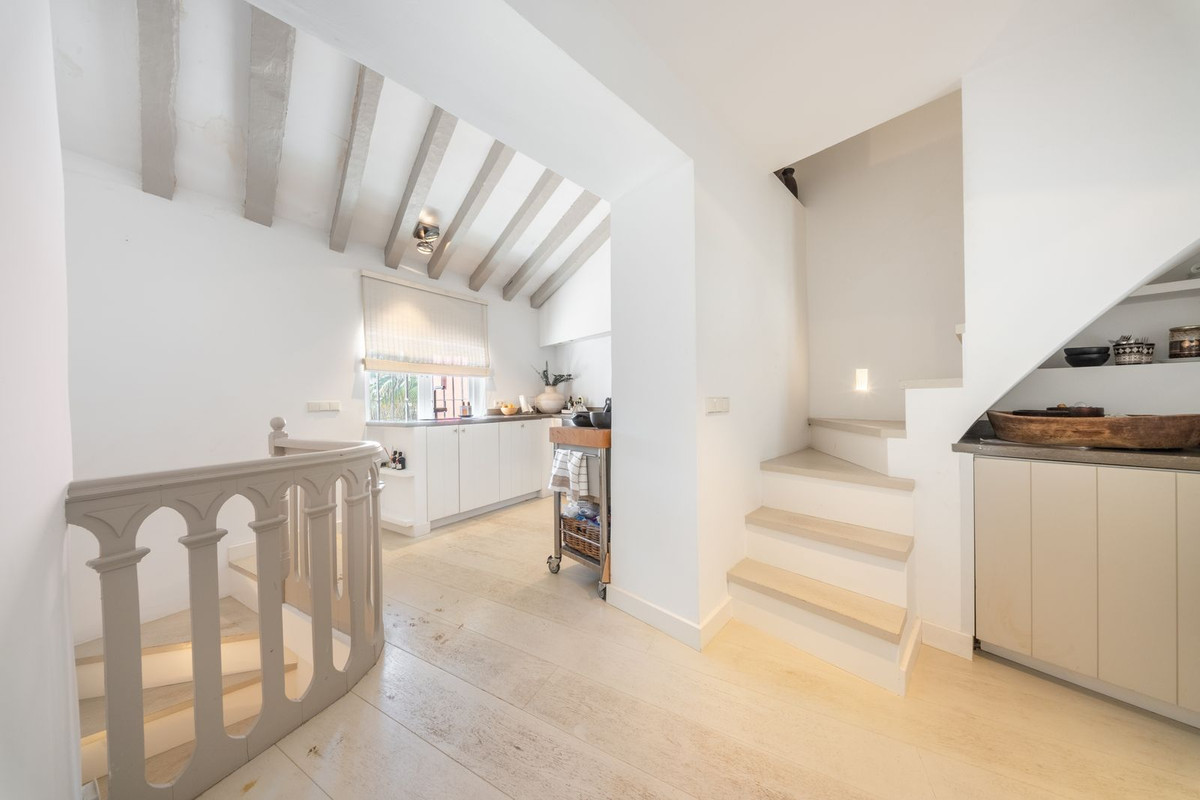 2 Bed Apartment for sale in Marbella Costa Del Sol, Málaga, Spain