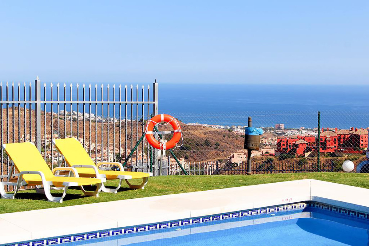 Se vende Ático de 2 dormitorios en Costa Del Sol, Málaga, España