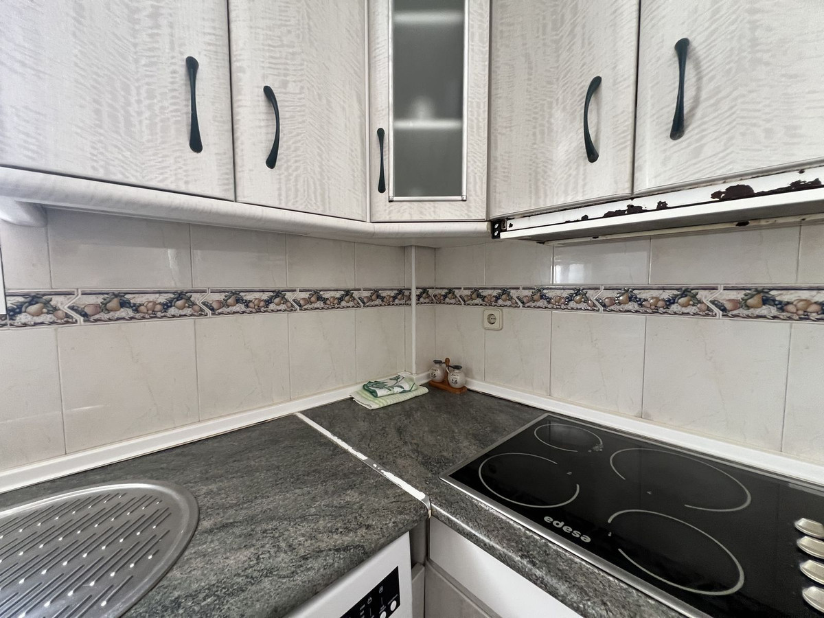 Se vende Apartamento en Planta Última de 3 dormitorios en Costa Del Sol, Málaga, España