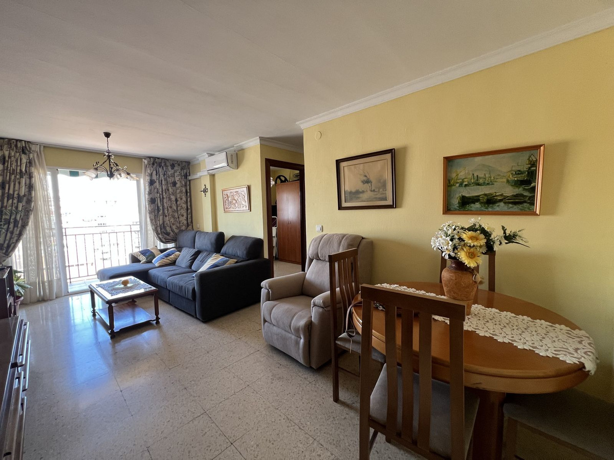 Se vende Apartamento en Planta Última de 3 dormitorios en Costa Del Sol, Málaga, España