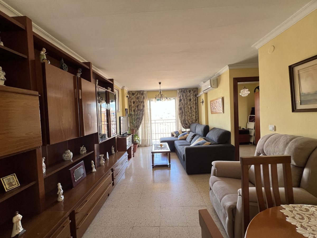 Se vende Apartamento en Planta Última de 3 dormitorios en Costa Del Sol, Málaga, España