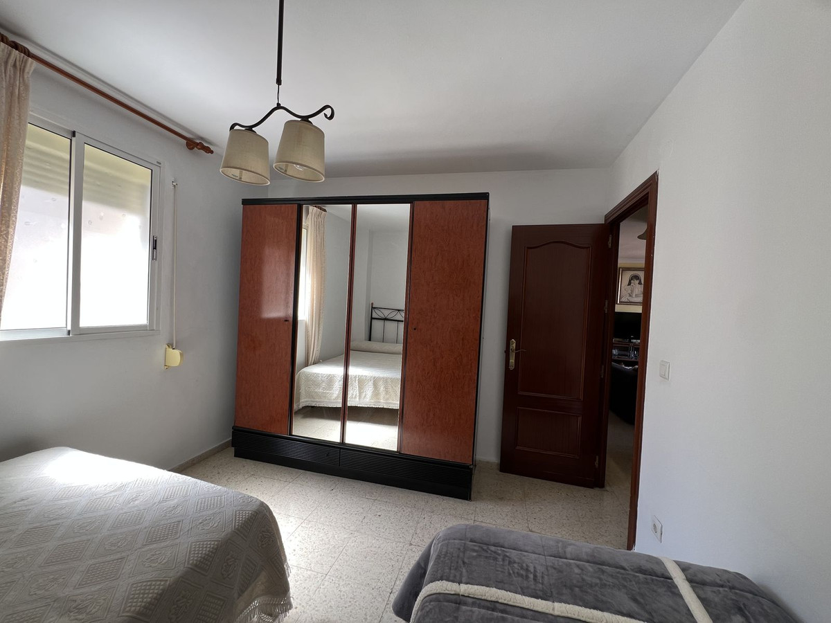 Se vende Apartamento en Planta Última de 3 dormitorios en Costa Del Sol, Málaga, España