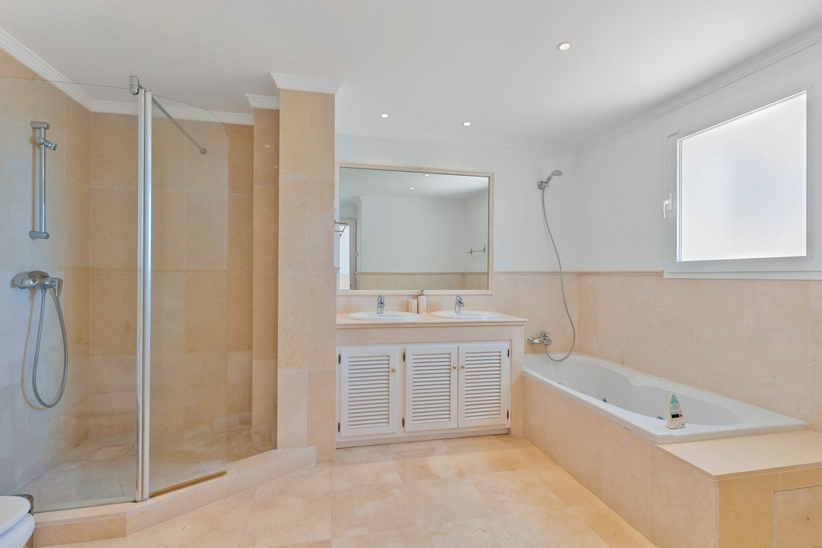 3 Bed Townhouse for sale in Atalaya Costa Del Sol, Málaga, Spain