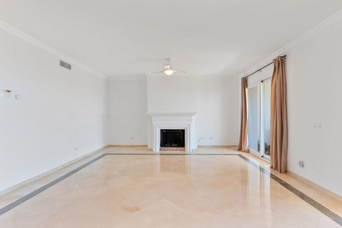 3 Bed Townhouse for sale in Atalaya Costa Del Sol, Málaga, Spain
