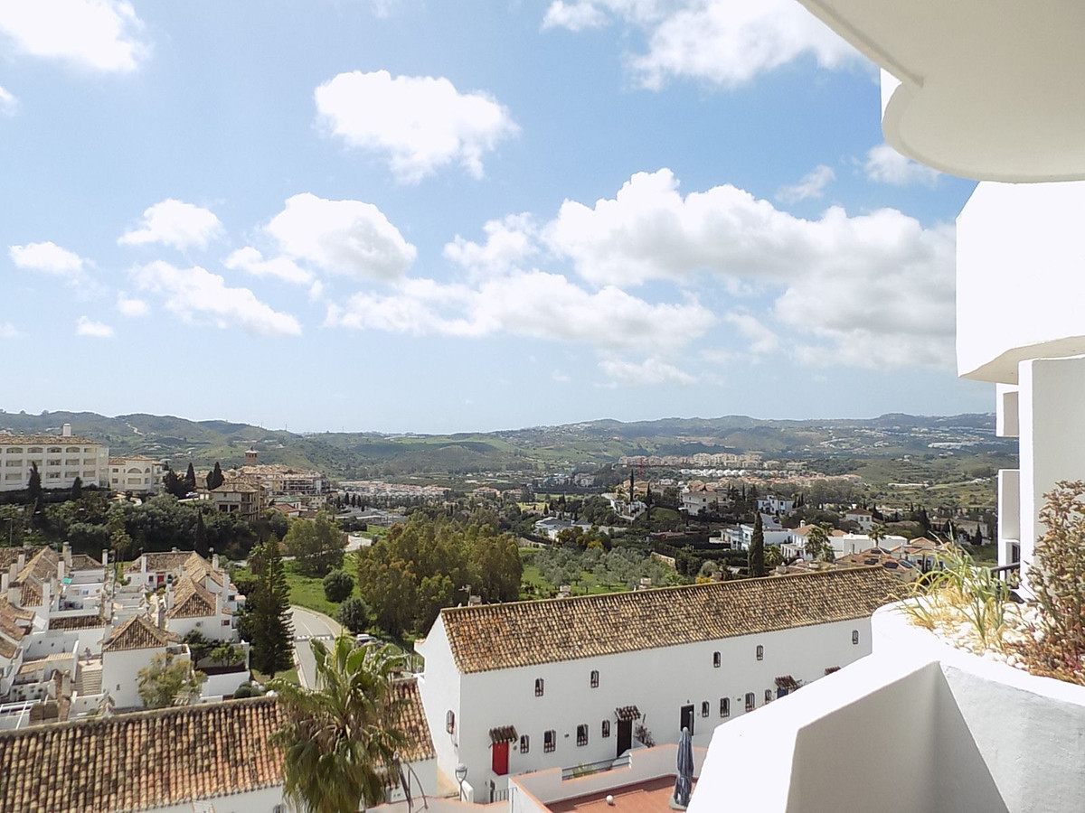 Se vende Apartamento Planta Media de 2 dormitorios en Costa Del Sol, Málaga, España